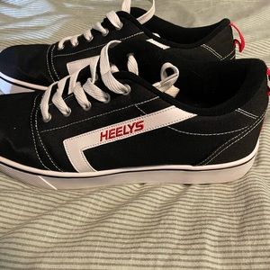 Heelys size 10